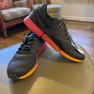 Reebok Woman's‎ DailyFit DMX 2 Grey/Pink Moving Air Athletic Shoes New